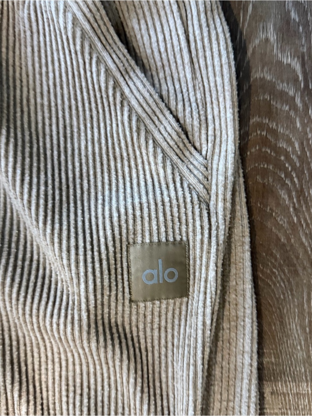 ALO Yoga Women’s ribbed knit jogger style pants size S